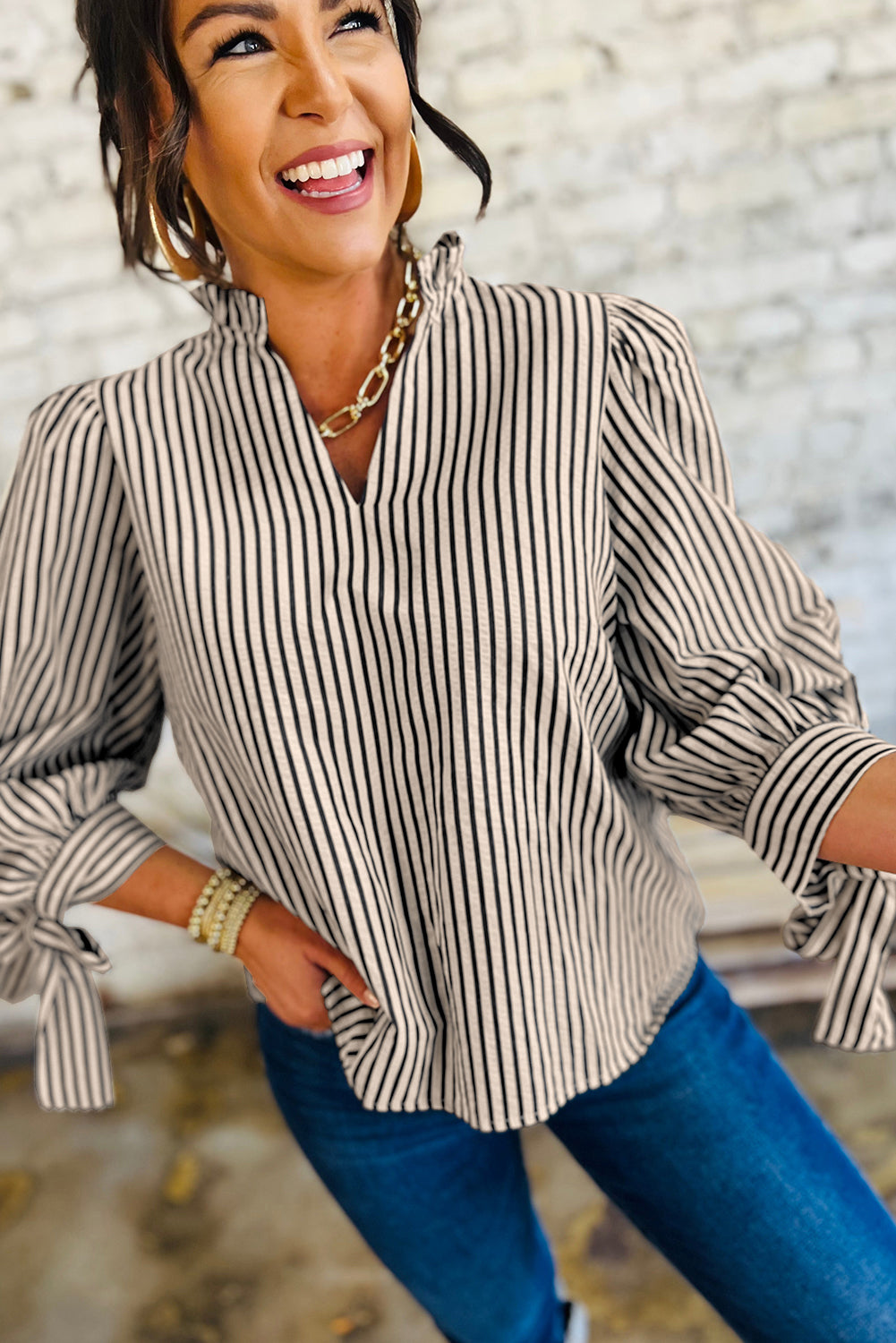 Chic & Tied Blouse 🖤🎀