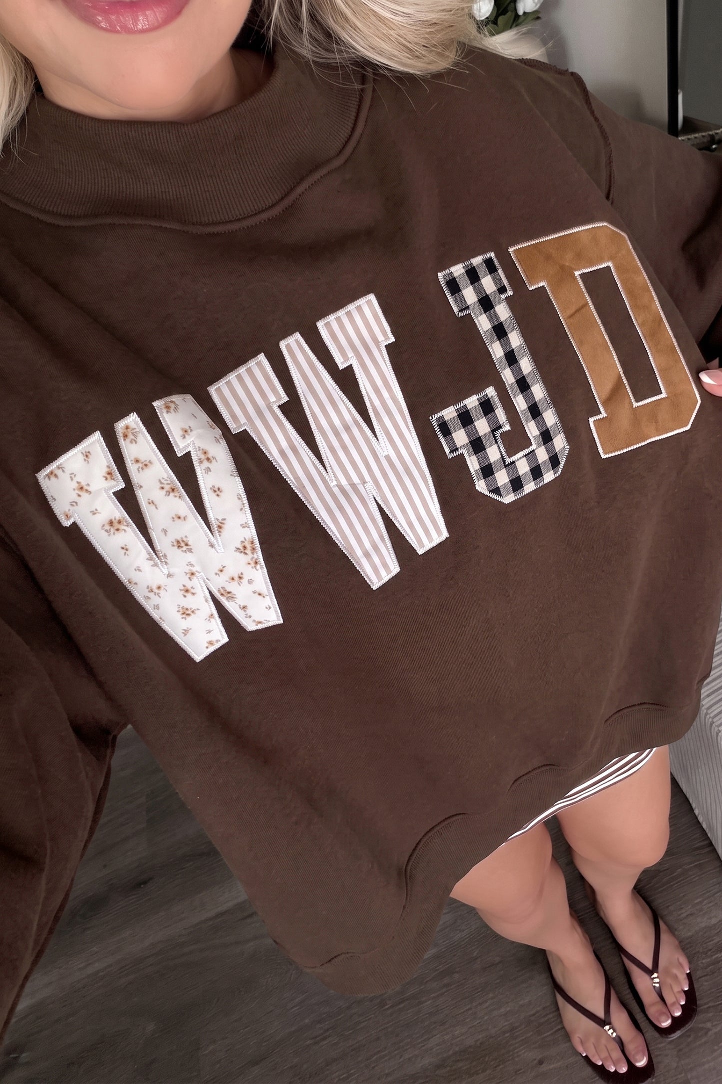 Bonbon WWJD Mixed Pattern Embroidered Patch Graphic Mock Neck Sweatshirt