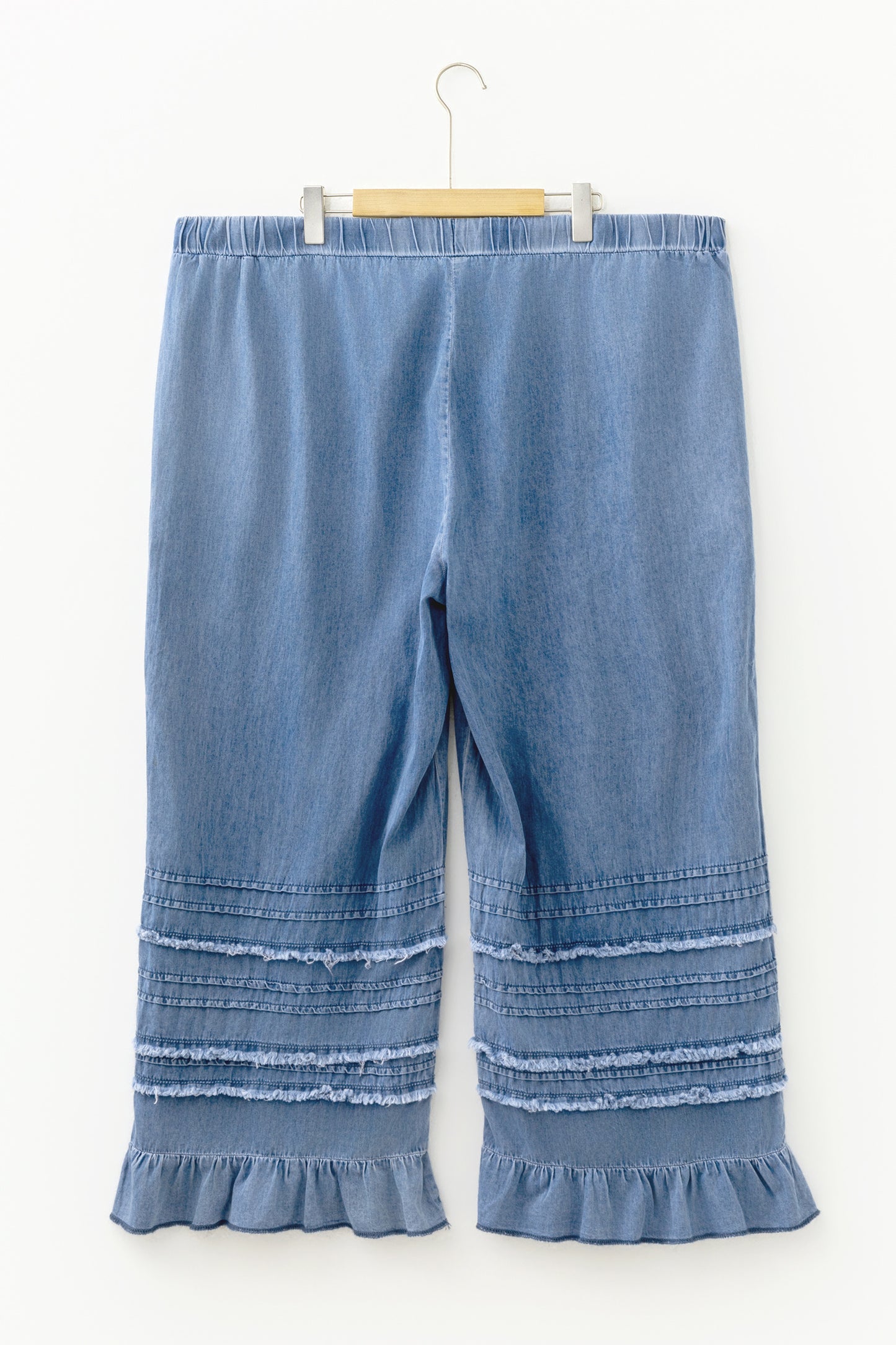 Easy Breeze Chambray Curve Pants