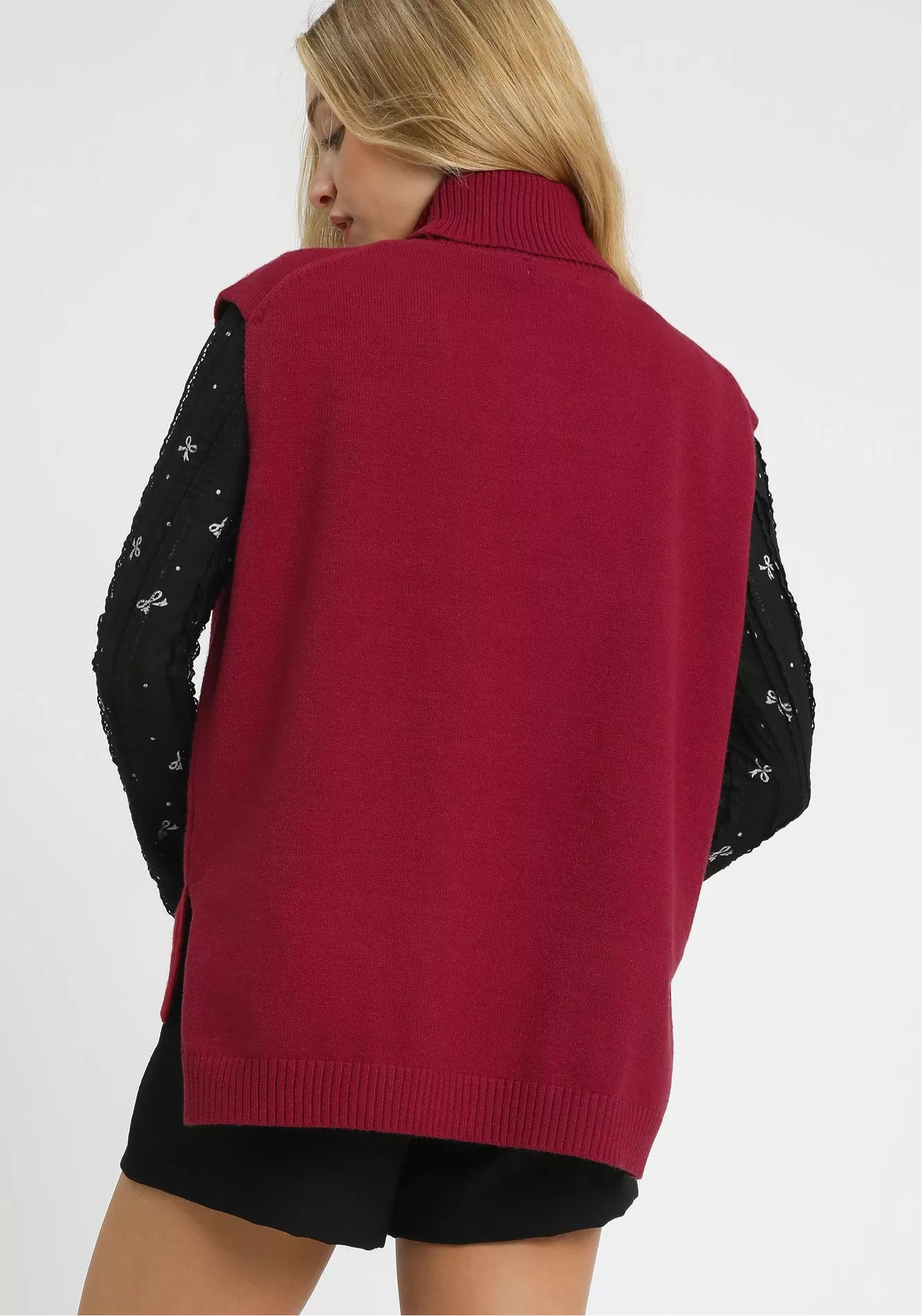 Umgee High-Low Turtleneck Sleeveless Sweater Top