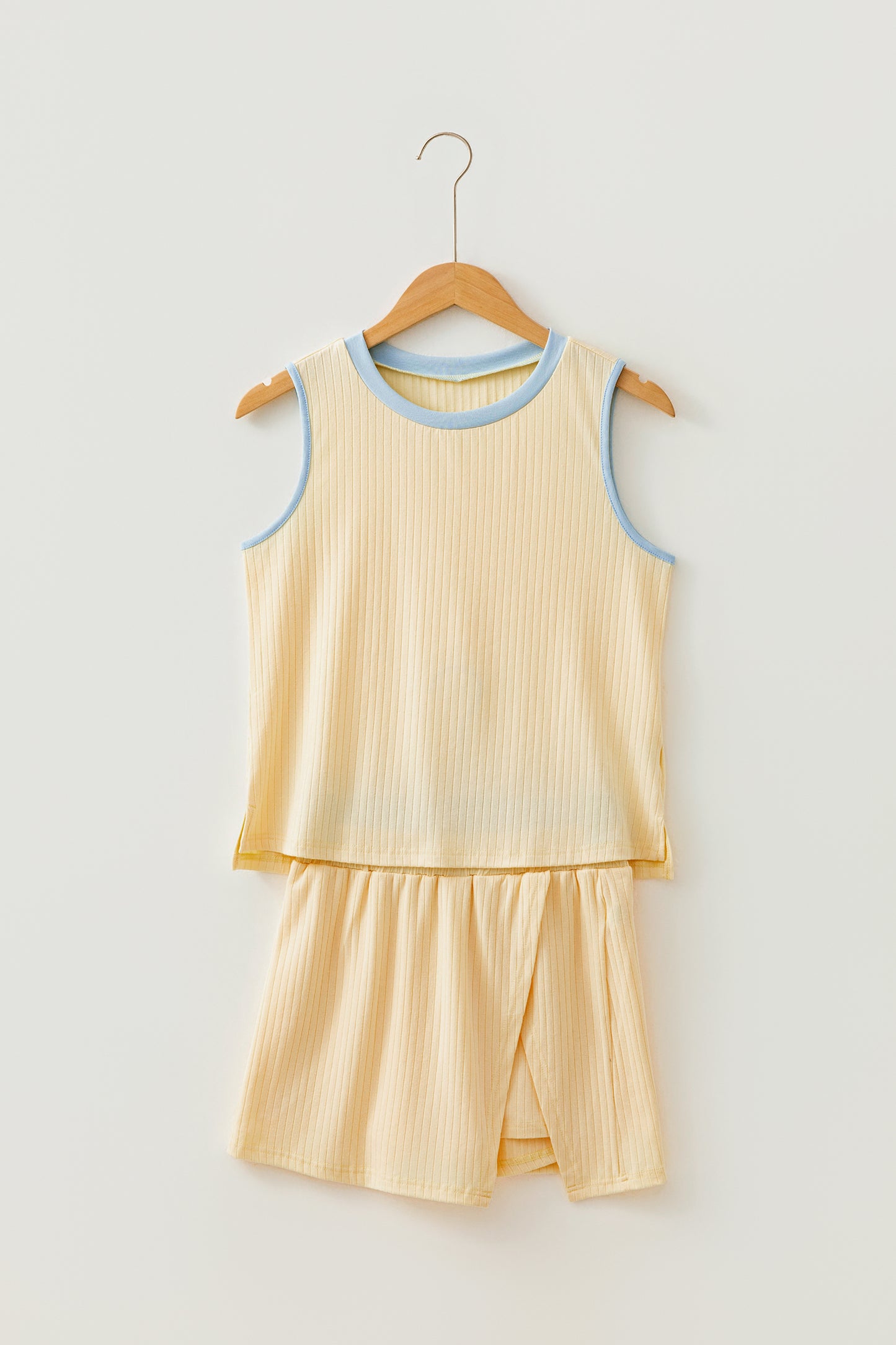 Buttercup Breeze Set