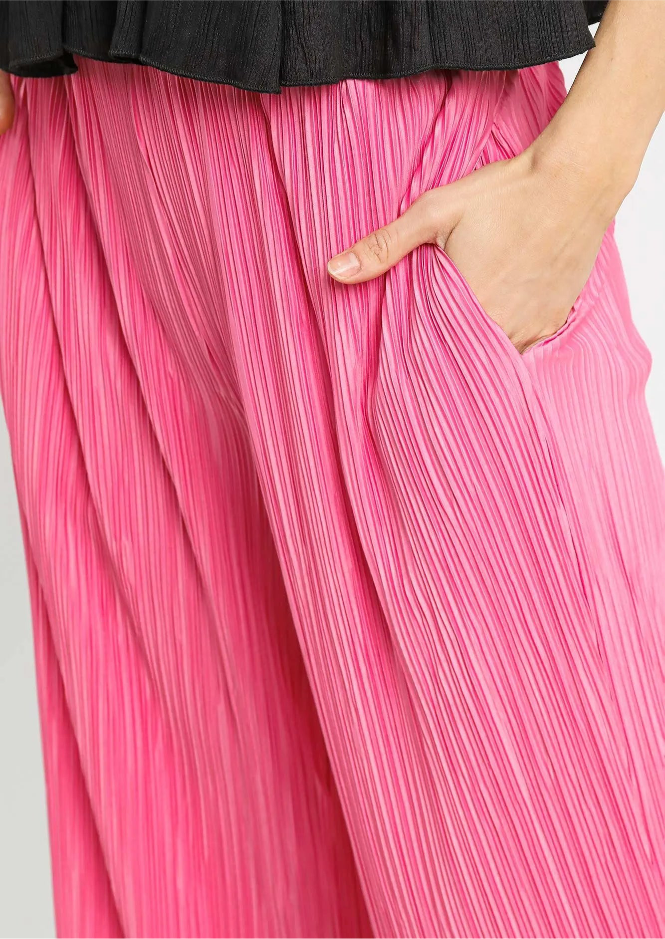 Rosé Rhythm Pleats