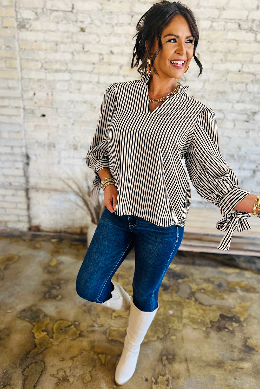 Chic & Tied Blouse 🖤🎀