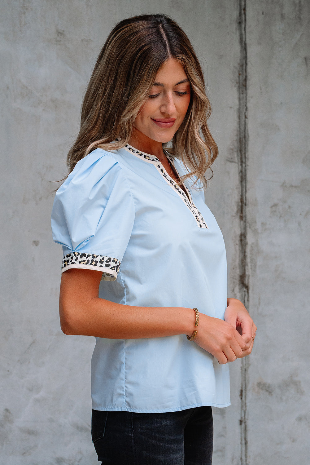Contrast Leopard Trim Puff Sleeve Blouse