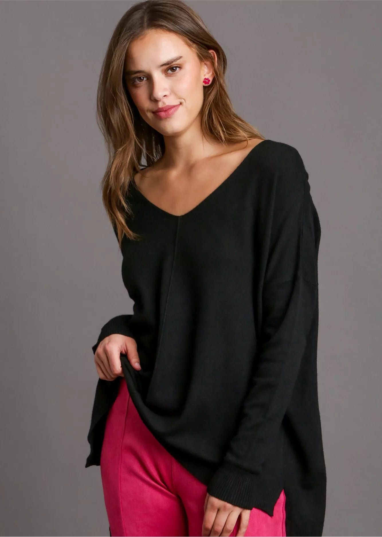 Umgee V-Neck High Low Hem Knit Top with Side Slit
