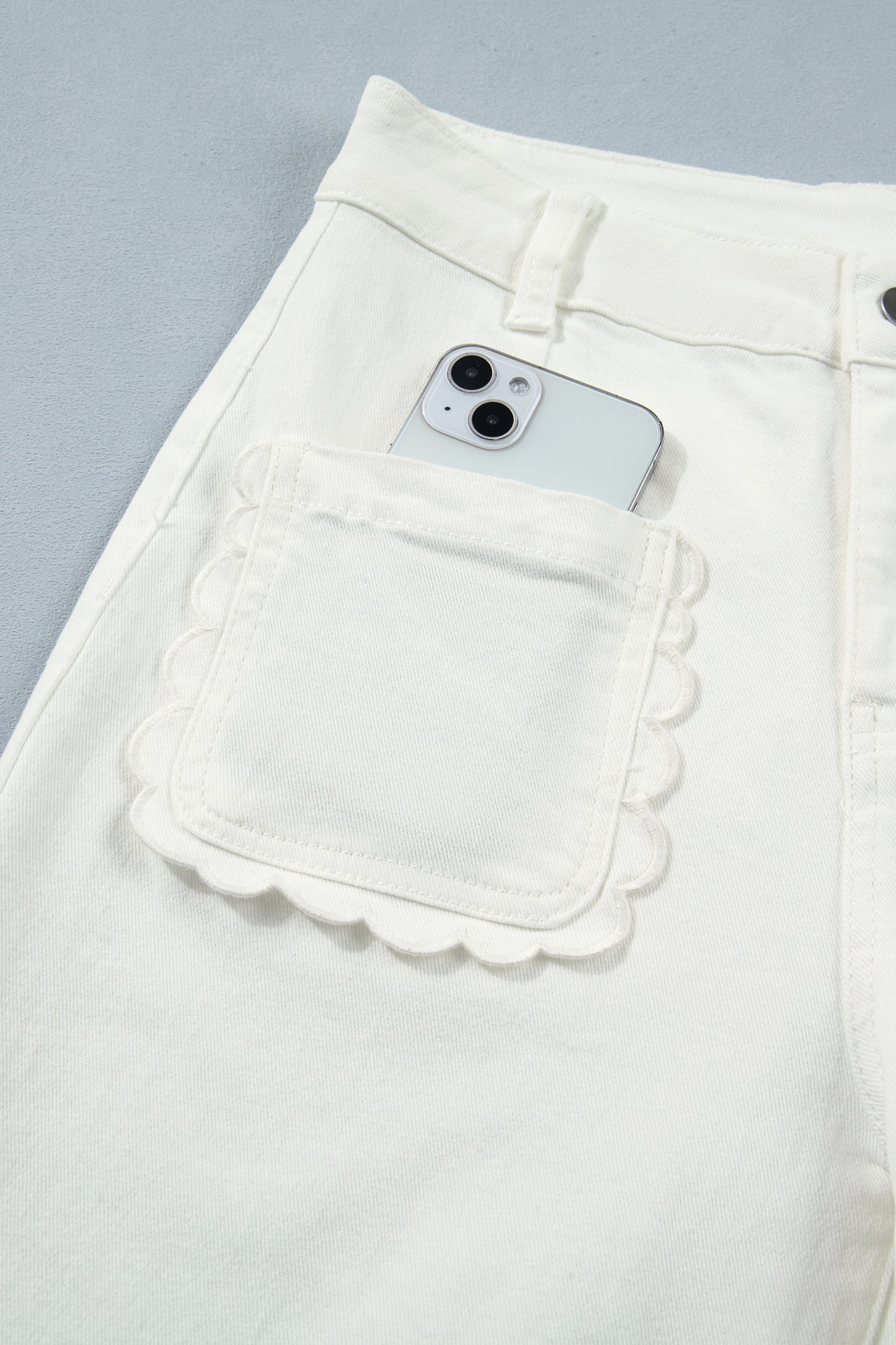 Sunny Day Scallop Pants