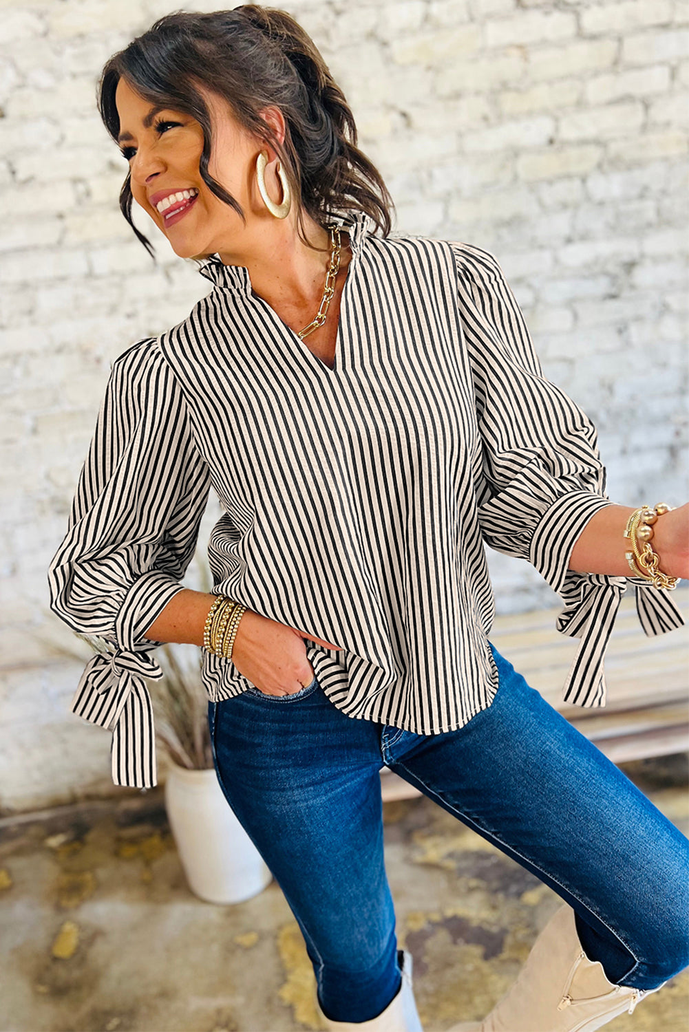 Chic & Tied Blouse 🖤🎀
