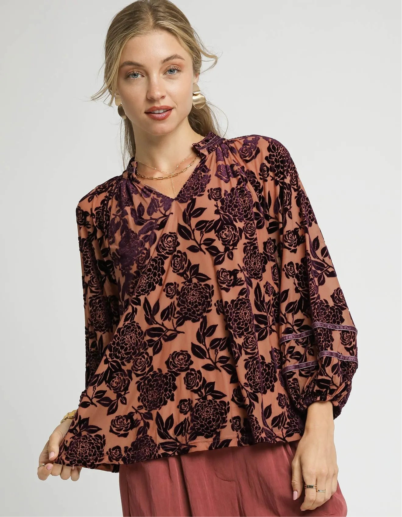 Merlot Floral Velvet Blouse with Balloon Sleeves