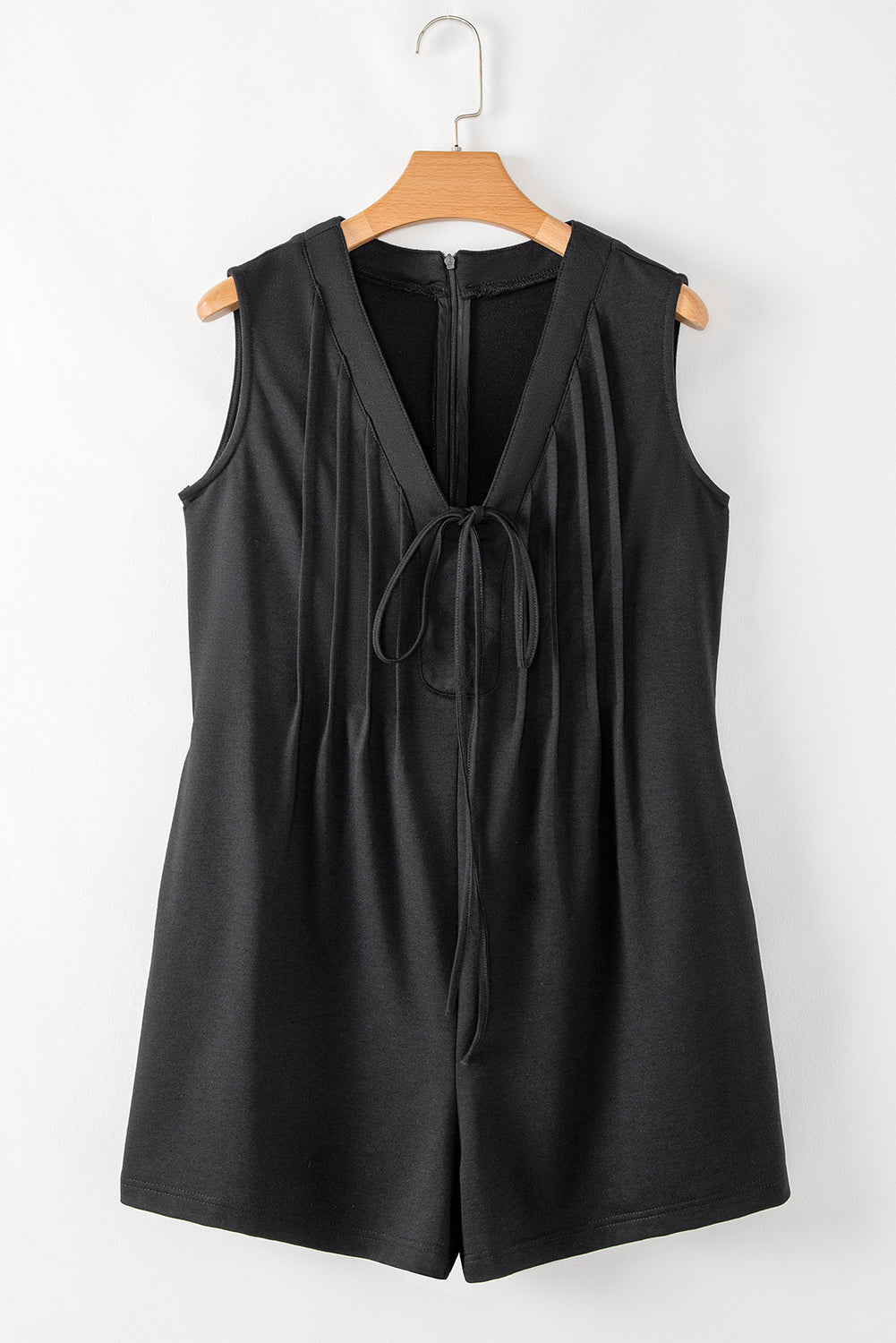 Noir Social Romper