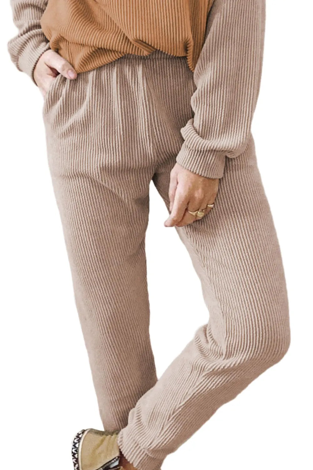 eea5ed4b-4156-46ab-b990-3fac17b2be7e-Max