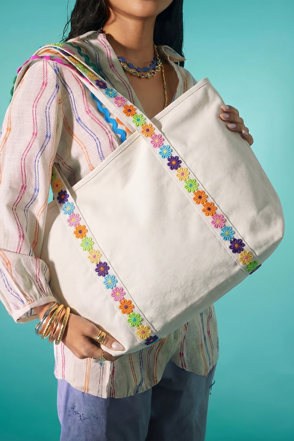 The Happy Daisy Tote