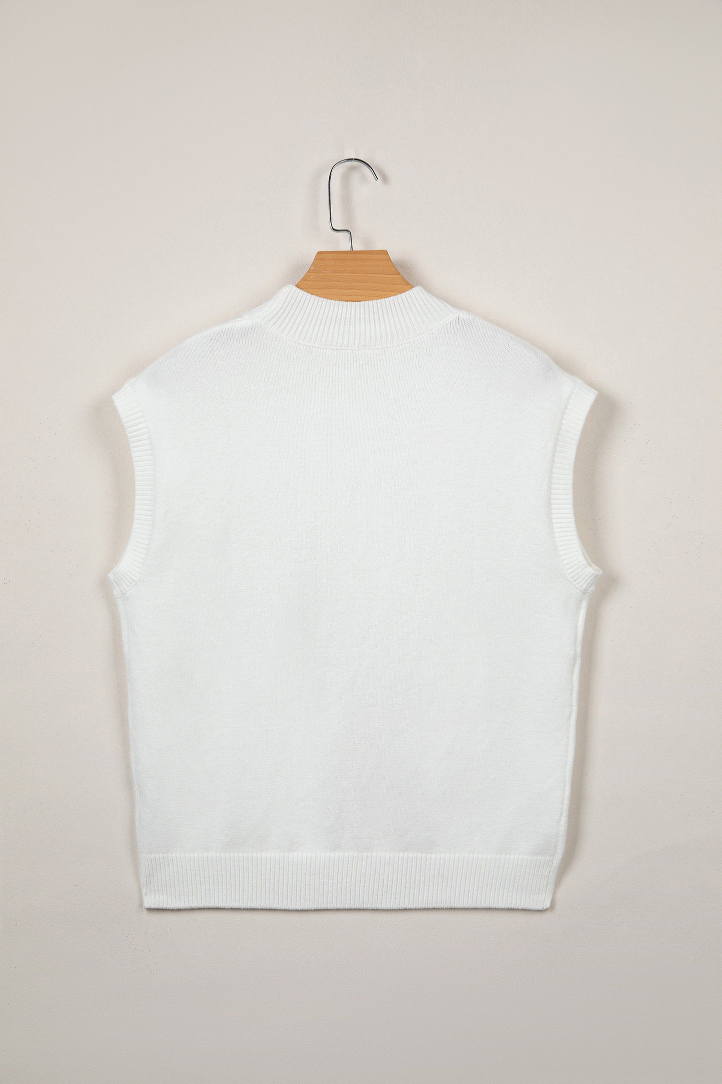 White Corded Horseshoes Ribbed Trim Mock Neck Short Sleeve Sweater